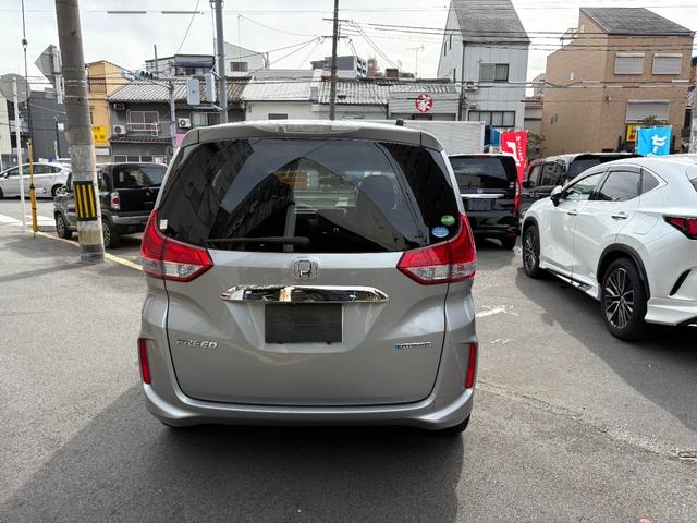 フリードハイブリッド ハイブリッド・Gホンダセンシング 純正ナビ バックカメラ フルセグ 両側パワースライドドア(4枚目)