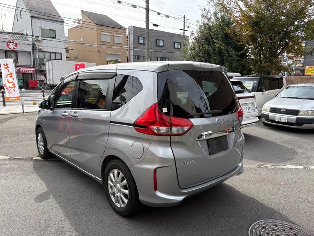 フリードハイブリッド ハイブリッド・Gホンダセンシング 純正ナビ バックカメラ フルセグ 両側パワースライドドア(5枚目)