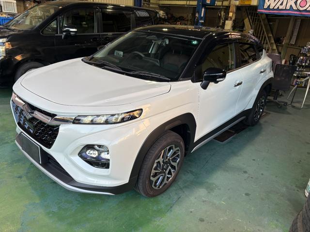 フロンクス ベースグレード 4WD ドラレコ前後 フルセグTV 全方位カメラ スズキセフティーサポート ワンオーナー(3枚目)