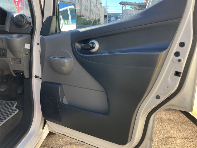 NV200バネットバン DX 両側スライド ホイール塗装済み キーレス パワステ パワーウィンドウ エアコン(19枚目)
