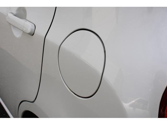X FM/AMラジオ CD 禁煙車 スマートキー2個 電動格納ミラー プッシュスタート ベンチシート(65枚目)