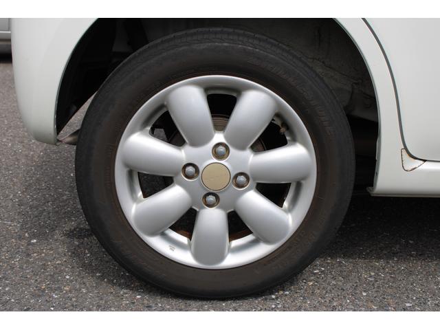 X FM/AMラジオ CD 禁煙車 スマートキー2個 電動格納ミラー プッシュスタート ベンチシート(67枚目)