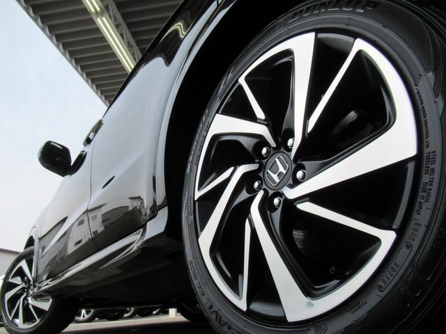 RS・ホンダセンシング 後期 インターナビ フルセグTV Bカメラ レーダークルコン 衝突軽減ブレーキ レーンキープ 半革シート シートヒーター HDMI ビルトインETC パドルシフト オートライト LEDヘッド 標識認識(25枚目)