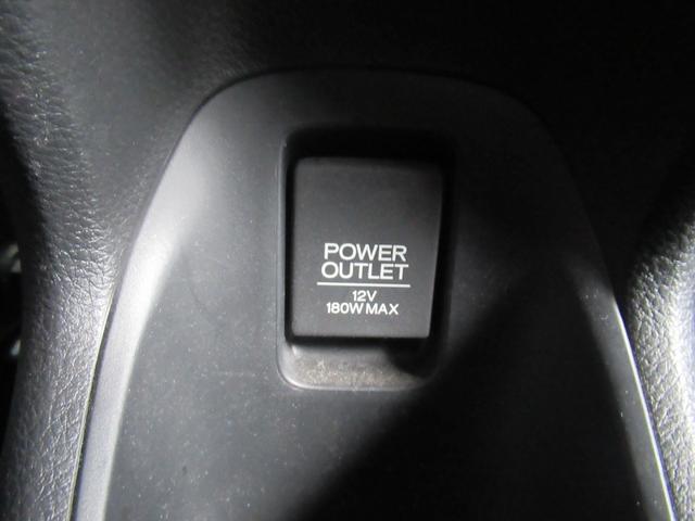 HYBRID Z Honda SENSING レーダークルーズコントロール 衝突軽減 シートヒータ ホンダセンシング LDW ミッション付きAT オートライト 純正7インチナビ 純正アルミ17インチ プリクラッシュセーフティテクノロジー(44枚目)