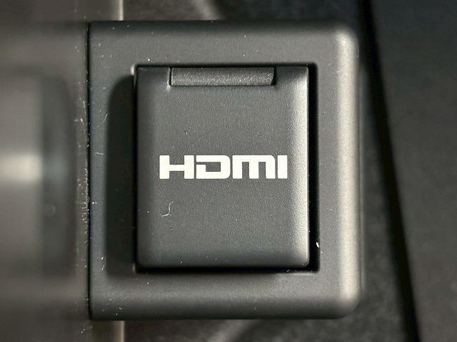プリウス Ｚ　禁煙　デジタルインナミラー　ＨＤＭＩ接続　シートクーラー　シートヒーター　パーキングアシスト　ワイヤレス充電　シートメモリ　ブラインドスポットモニター　フルセグ　コーナーセンサー　電動リアゲート（56枚目）