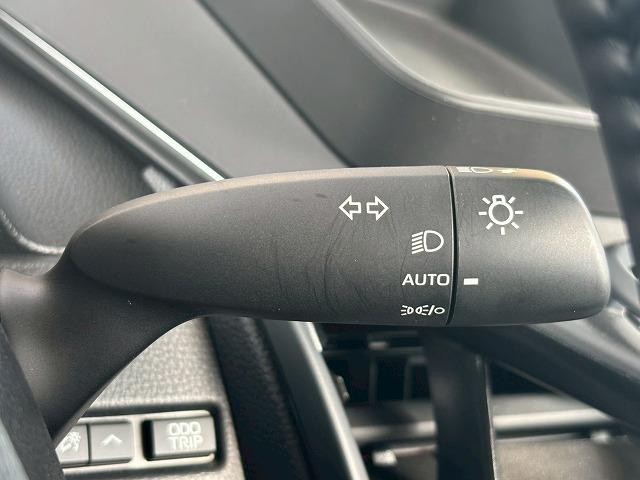 プリウス Ｚ　禁煙　デジタルインナミラー　ＨＤＭＩ接続　シートクーラー　シートヒーター　パーキングアシスト　ワイヤレス充電　シートメモリ　ブラインドスポットモニター　フルセグ　コーナーセンサー　電動リアゲート（62枚目）