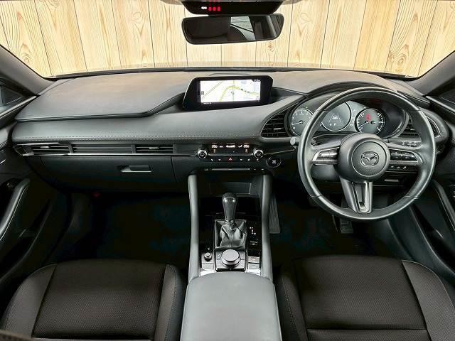 ＭＡＺＤＡ３ファストバック ２０Ｓプロアクティブ　ツーリングセレクション　禁煙　シグネチャーエアロ　ローダウン　ＢＯＳＥサウンド　シートメモリ　シートヒーター　ヘッドアップディスプレイ　ステアリングヒーター　ブラインドスポットモニター　コーナーセンサー　軽減ブレーキ（2枚目）