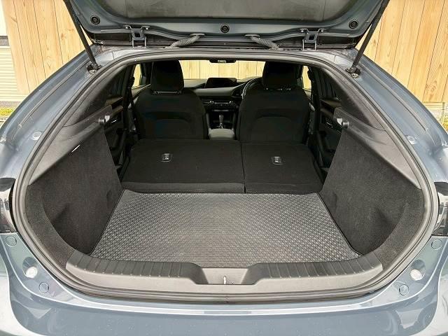ＭＡＺＤＡ３ファストバック Ｘプロアクティブ　ツーリングセレクション　禁煙　ＢＯＳＥサウンド　フルセグ　シートメモリ　シートヒーター　ステアリングヒーター　ブラインドスポットモニター　ヘッドアップディスプレイ　バックカメラ　コーナーセンサー　軽減ブレーキ　レーンキープ（14枚目）