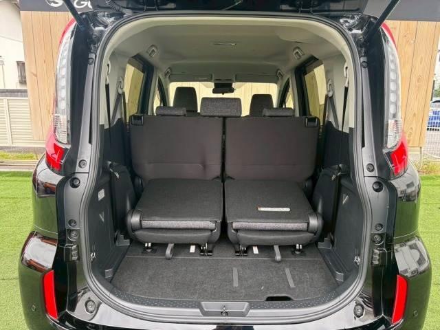 シエンタ ハイブリッドＺ　ワンオーナー　禁煙　トヨタチームメイト　全周囲カメラ　１０．５インチナビ　純正１５インチアルミ　シートヒーター　フルセグ　ブラインドスポットモニター　パーキングアシスト　１５００Ｗコンセント　ＥＴＣ（14枚目）