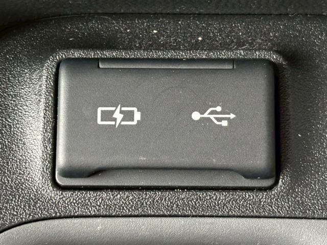 シエンタ ハイブリッドＺ　ワンオーナー　禁煙　トヨタチームメイト　全周囲カメラ　１０．５インチナビ　純正１５インチアルミ　シートヒーター　フルセグ　ブラインドスポットモニター　パーキングアシスト　１５００Ｗコンセント　ＥＴＣ（56枚目）