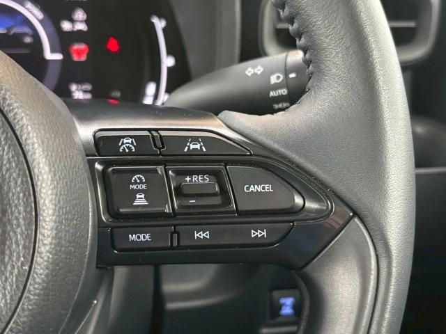 シエンタ ハイブリッドＺ　ワンオーナー　禁煙　トヨタチームメイト　全周囲カメラ　１０．５インチナビ　純正１５インチアルミ　シートヒーター　フルセグ　ブラインドスポットモニター　パーキングアシスト　１５００Ｗコンセント　ＥＴＣ（63枚目）