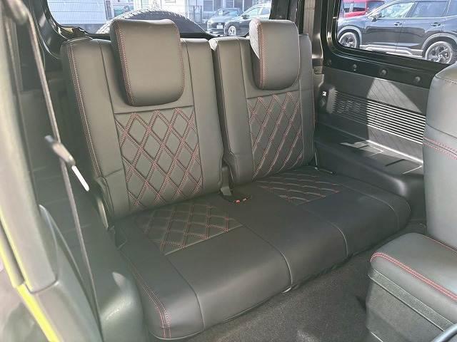 ジムニー XC 2本出しマフラー 社外テール 革調シートカバー メッキグリル 衝突軽減 レーンキープ クルーズコントロール LED スマートキー プッシュスタート ETC ドライブレコーダー シートヒーター(14枚目)