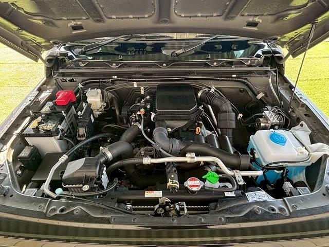 ジムニー XC 2本出しマフラー 社外テール 革調シートカバー メッキグリル 衝突軽減 レーンキープ クルーズコントロール LED スマートキー プッシュスタート ETC ドライブレコーダー シートヒーター(18枚目)