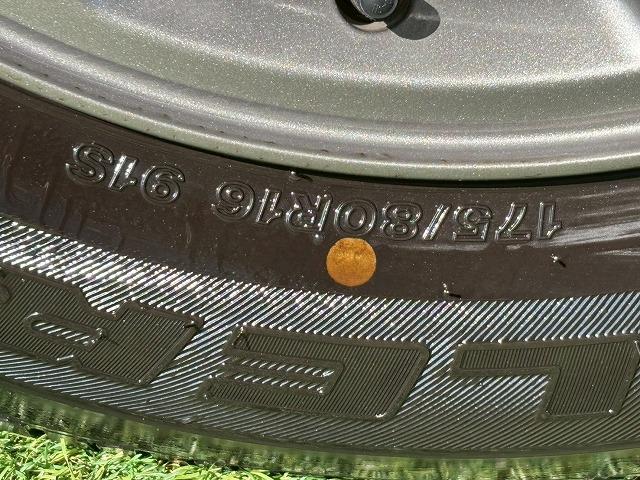 ジムニー XC 2本出しマフラー 社外テール 革調シートカバー メッキグリル 衝突軽減 レーンキープ クルーズコントロール LED スマートキー プッシュスタート ETC ドライブレコーダー シートヒーター(33枚目)