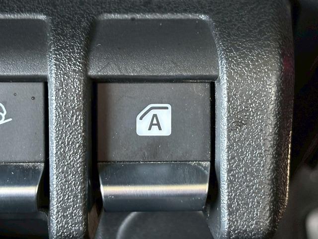 ジムニー XC 2本出しマフラー 社外テール 革調シートカバー メッキグリル 衝突軽減 レーンキープ クルーズコントロール LED スマートキー プッシュスタート ETC ドライブレコーダー シートヒーター(74枚目)