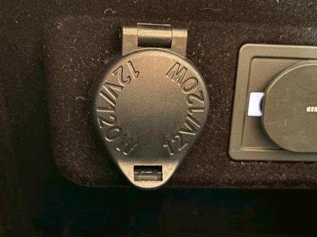 NX NX300h Fスポーツ 1オーナー 三眼LEDヘッドライト 赤革シート シートクーラー 衝突軽減ブレーキ レーダークルーズコントロール クリアランスソナー ヘッドアップディスプレイ 電動シート 電動リアゲート シートメモリー(69枚目)