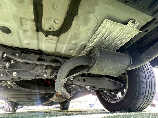 NX NX300h Fスポーツ 禁煙 サンルーフ 三眼LEDヘッドライト 赤革シート シートクーラー 衝突軽減 レーダークルーズコントロール クリアランスソナー 電動リアゲート メモリー機能付パワーシート ステアリングヒーター(36枚目)