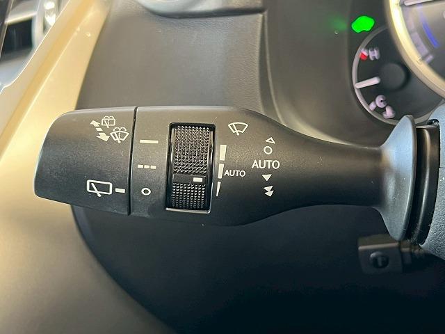 NX NX300h Fスポーツ 禁煙 サンルーフ 三眼LEDヘッドライト 赤革シート シートクーラー 衝突軽減 レーダークルーズコントロール クリアランスソナー 電動リアゲート メモリー機能付パワーシート ステアリングヒーター(58枚目)