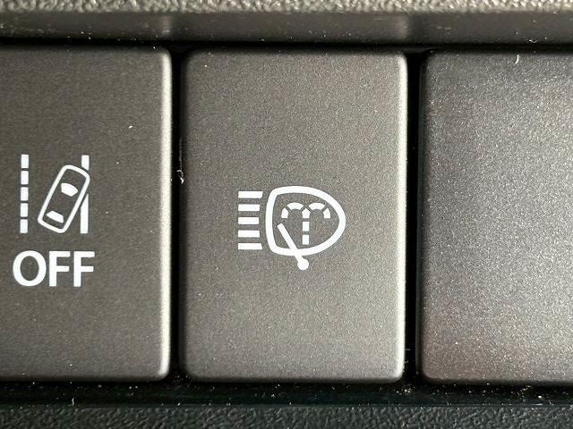 ジムニー ＸＣ　禁煙　８インチナビ　衝突軽減ブレーキ　レーンキープ　ＬＥＤヘッドライト　スマートキー　プッシュスタート　ＥＴＣ　シートヒーター　ダウンヒルアシストコントロール　フルセグ　バックカメラ　オートエアコン（10枚目）