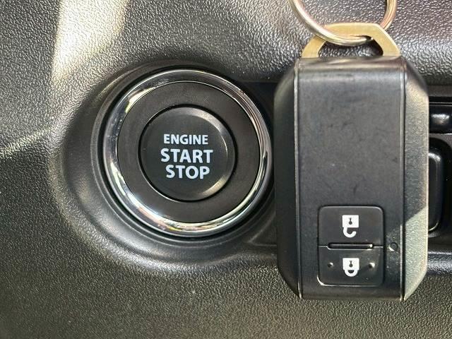 ジムニー ＸＣ　禁煙　８インチナビ　衝突軽減ブレーキ　レーンキープ　ＬＥＤヘッドライト　スマートキー　プッシュスタート　ＥＴＣ　シートヒーター　ダウンヒルアシストコントロール　フルセグ　バックカメラ　オートエアコン（11枚目）