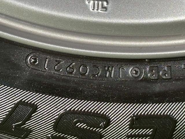 ジムニー ＸＣ　禁煙　８インチナビ　衝突軽減ブレーキ　レーンキープ　ＬＥＤヘッドライト　スマートキー　プッシュスタート　ＥＴＣ　シートヒーター　ダウンヒルアシストコントロール　フルセグ　バックカメラ　オートエアコン（34枚目）