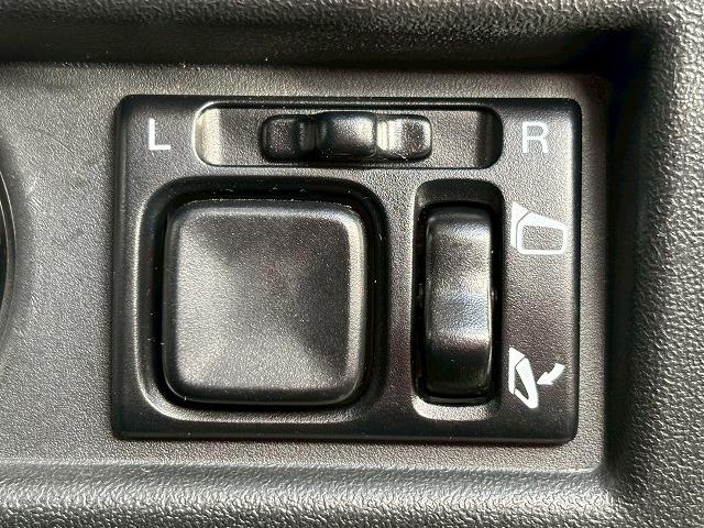 ジムニー ＸＣ　禁煙　８インチナビ　衝突軽減ブレーキ　レーンキープ　ＬＥＤヘッドライト　スマートキー　プッシュスタート　ＥＴＣ　シートヒーター　ダウンヒルアシストコントロール　フルセグ　バックカメラ　オートエアコン（64枚目）