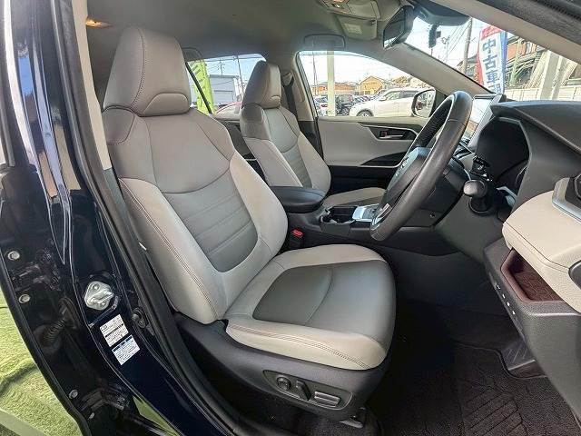 RAV4 HYBRID G 1オーナー 禁煙 9型ナビ 衝突軽減 レーダークルーズコントロール ブラインドスポットモニター リアクロストラフィックブレーキ メモリー機能付きパワーシート 電動リアゲート ステアリングヒーター(13枚目)