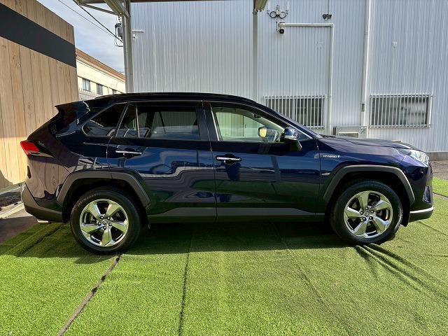 RAV4 HYBRID G 1オーナー 禁煙 9型ナビ 衝突軽減 レーダークルーズコントロール ブラインドスポットモニター リアクロストラフィックブレーキ メモリー機能付きパワーシート 電動リアゲート ステアリングヒーター(22枚目)