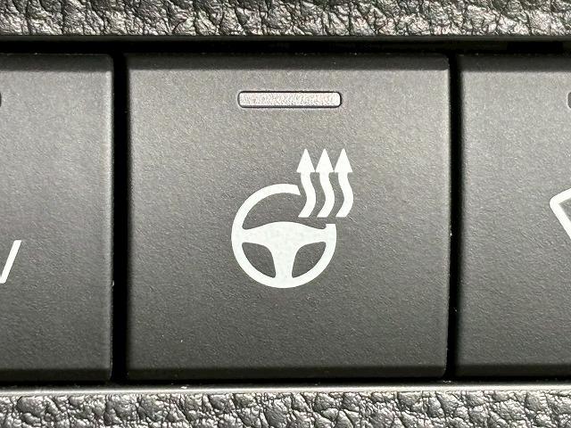 RAV4 HYBRID G 1オーナー 禁煙 9型ナビ 衝突軽減 レーダークルーズコントロール ブラインドスポットモニター リアクロストラフィックブレーキ メモリー機能付きパワーシート 電動リアゲート ステアリングヒーター(62枚目)