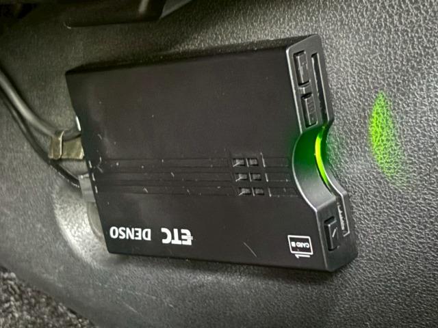 ジューク 15RX タイプV 禁煙 衝突軽減ブレーキ レーンキープ 後期 ナビ バックカメラETC ドライブモード オートエアコン オートライト 電動格納ミラー CD再生 Bluetoothオーディオ アイドリングストップ(60枚目)