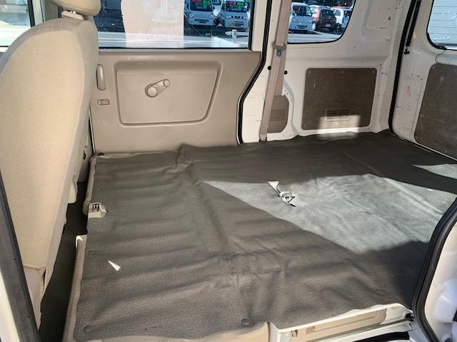 エブリイ ＰＡ　バニラフレーバーイエロー　ルーフキャリア　ナビ　ＴＶ　Ｂｌｕｅｔｏｏｔｈ　タイミングチェーン式　禁煙車　車検２年（16枚目）