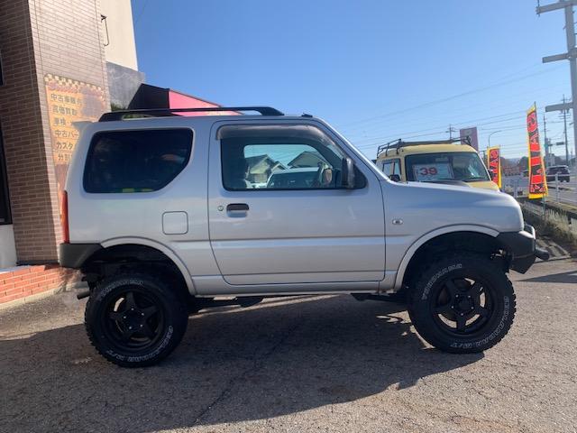 ジムニー ＸＣ　リフトアップ　ターボ　４ＷＤ　ブースト計　社外アルミホイール　タイミングチェーン式　車検２年（3枚目）