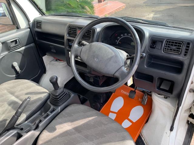 キャリイトラック ＫＣ　エアコン　社外アルミホイール　車検２年（13枚目）