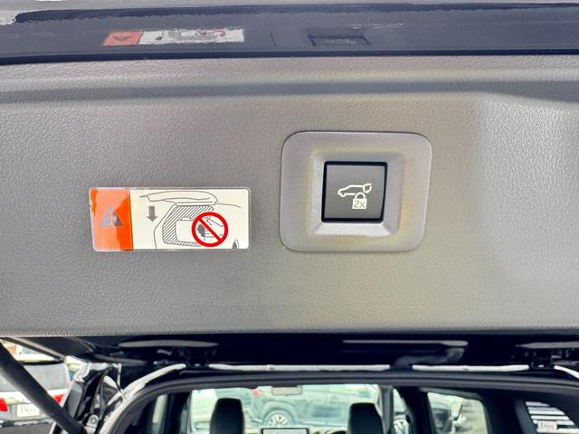 TOYOTA ALPHARD HYBRID Z