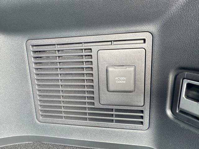 TOYOTA ALPHARD HYBRID Z