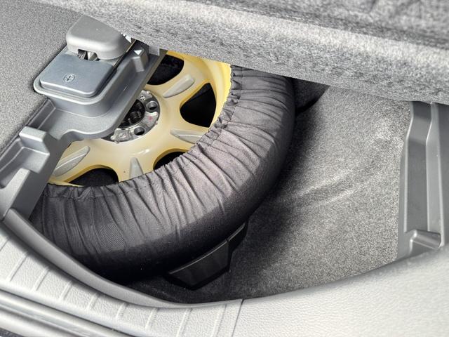 TOYOTA ALPHARD HYBRID Z