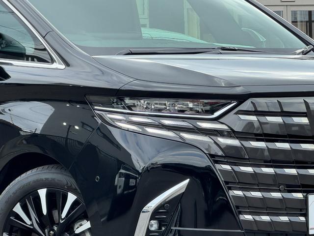 TOYOTA ALPHARD HYBRID EXECUTIVE LOUNGE