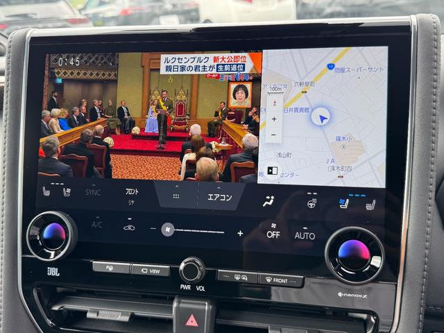 TOYOTA ALPHARD HYBRID EXECUTIVE LOUNGE