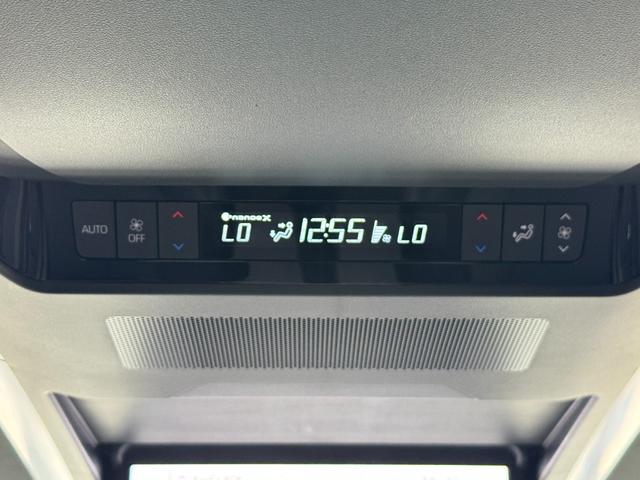 TOYOTA ALPHARD HYBRID EXECUTIVE LOUNGE