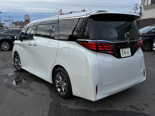 TOYOTA ALPHARD HYBRID Z