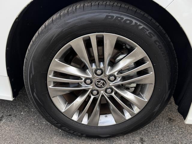 TOYOTA ALPHARD HYBRID Z