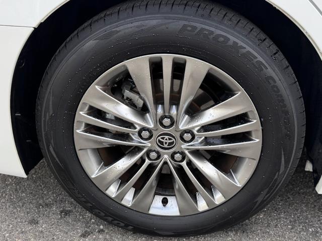 TOYOTA ALPHARD HYBRID Z