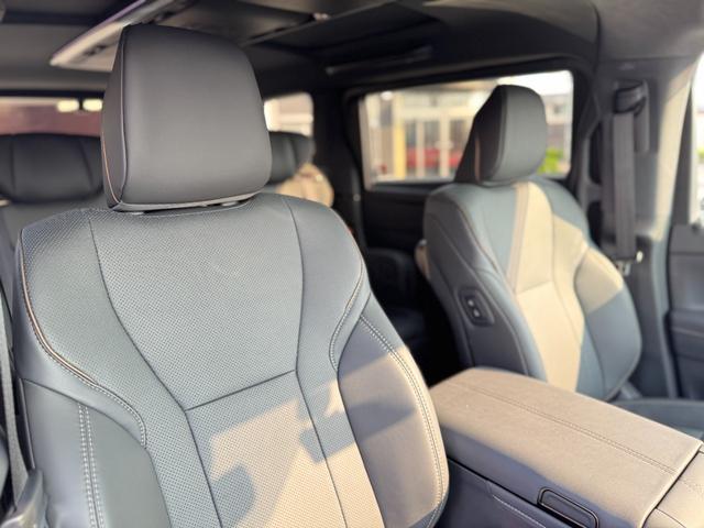 TOYOTA ALPHARD HYBRID Z