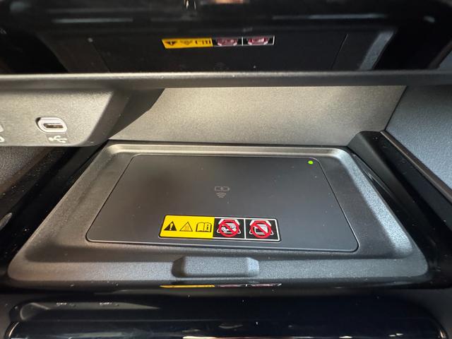 TOYOTA ALPHARD HYBRID Z