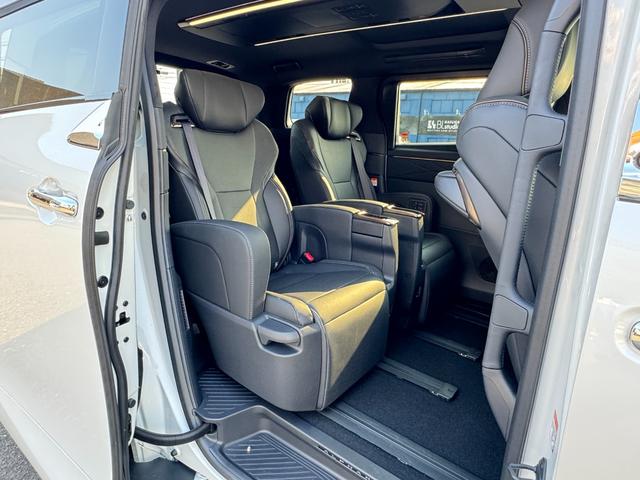 TOYOTA ALPHARD HYBRID Z