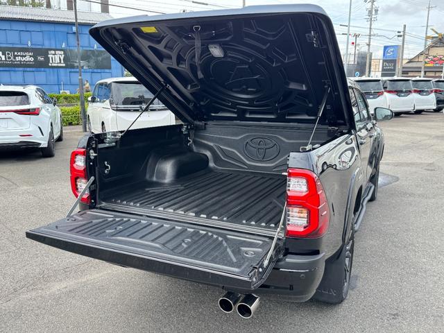 TOYOTA HILUX Z GR SPORT