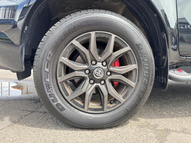 TOYOTA HILUX Z GR SPORT