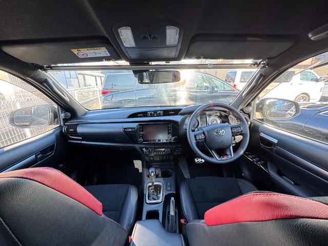 TOYOTA HILUX Z GR SPORT