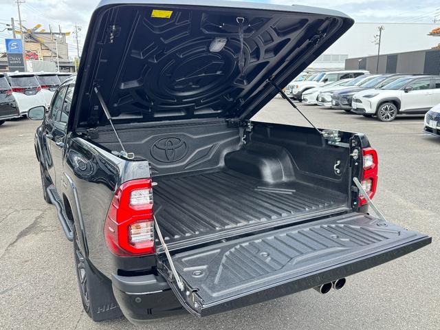 TOYOTA HILUX Z GR SPORT