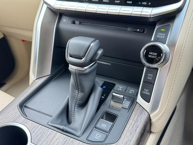 ランドクルーザー ZX モデリスタエアロ リアエンターテイメントシステム リアデフロック クールボックス マルチテレインモニター 空気圧センサー 寒冷地仕様 サンルーフ ルーフレール パノラミックビューモニター HUD(45枚目)